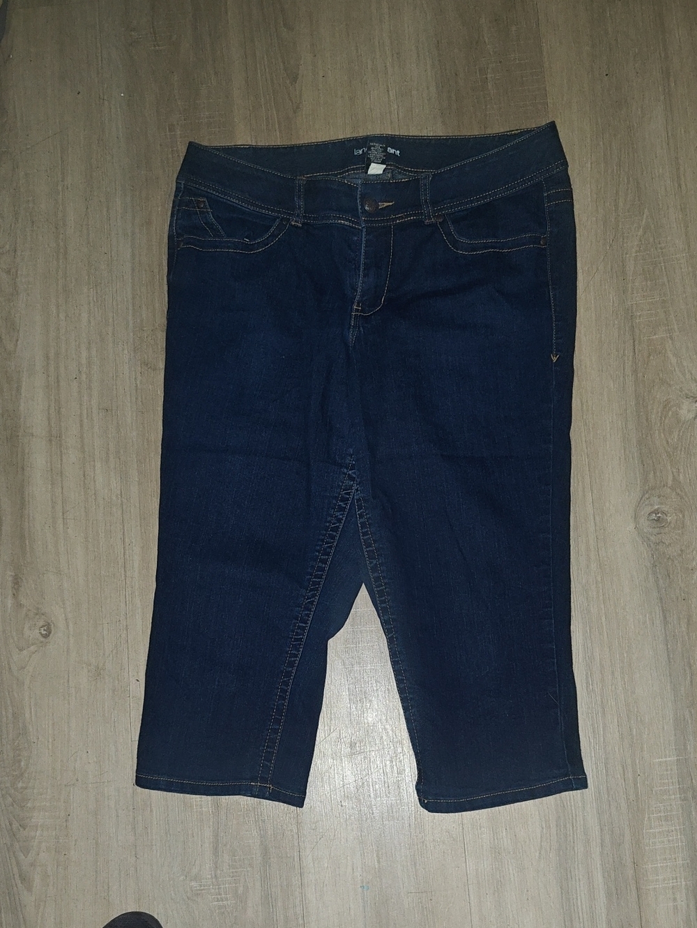 Lane Bryant Dark Blue Cropped Jeans Sz 16